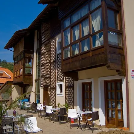 Отель Agua Viva Eco H Wellness Кастро-Урдиалес