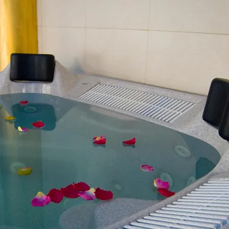 Agua Viva Eco H Wellness 2* Кастро-Урдиалес