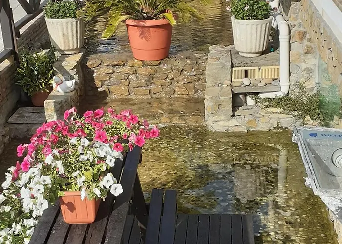 Agua Viva Eco H Wellness Отель Кастро-Урдиалес