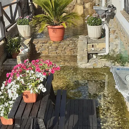 Agua Viva Eco H Wellness فندق كاسترو أورديالس